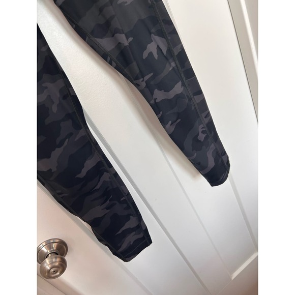 Athleta Women's‎ Camo Ultimate 7/8 Tight Leggings Pocket Multicolor Size Small - Picture 5 of 15